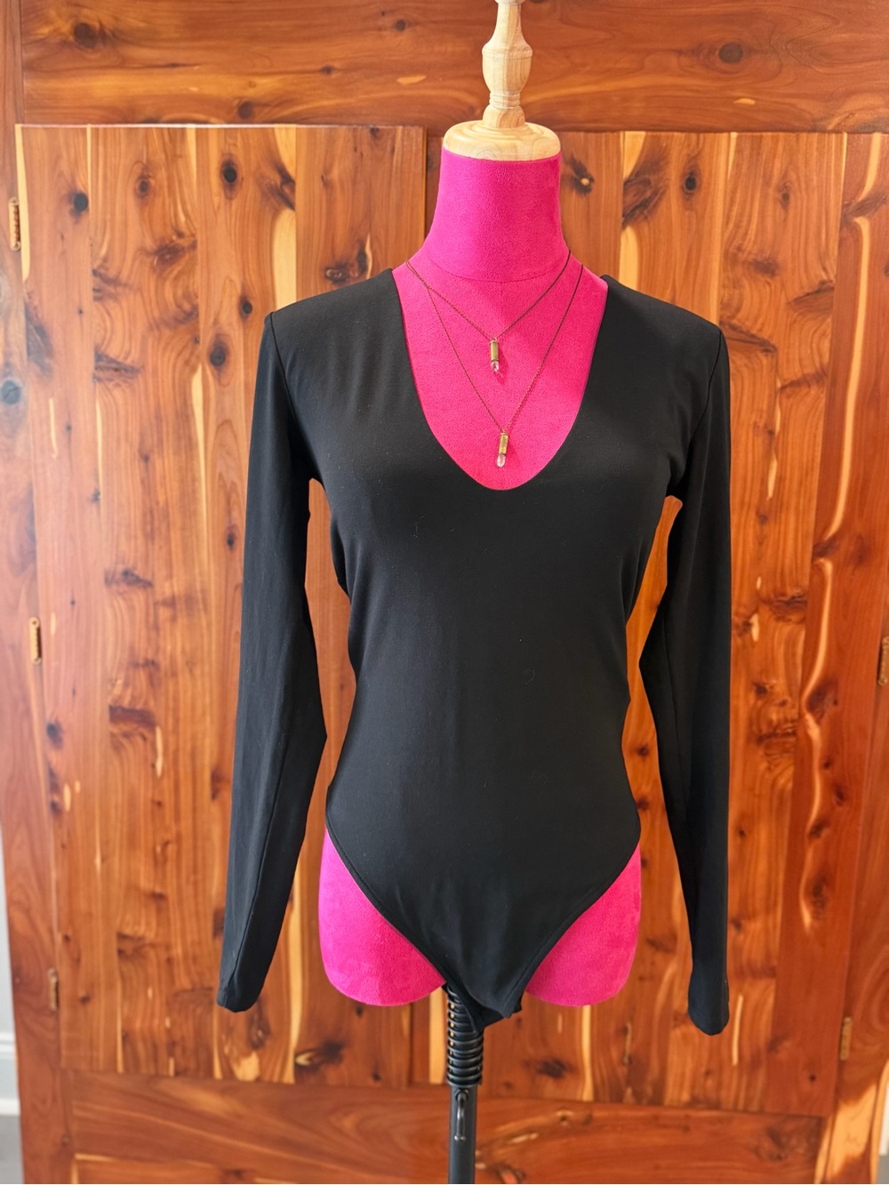 Zara Black Long-Sleeve V-Neck Bodysuit Size Medium